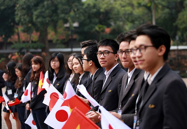 SO SÃNH GIá»®A XUáº¤T KHáº¨U LAO Äá»˜NG VÃ€ DU Há»ŒC Vá»ªA Há»ŒC Vá»ªA LÃ€M Táº I NHáº¬T Báº¢N